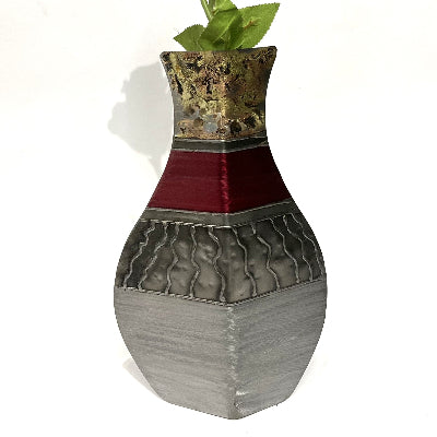 Whittle Design, Vase 1