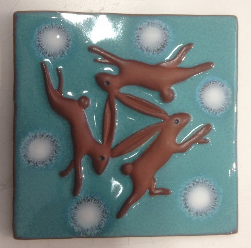 Ann Marie Ceramic tile three hares